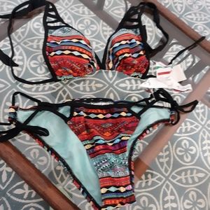 * NEW* 2 PC bathing suit sz M